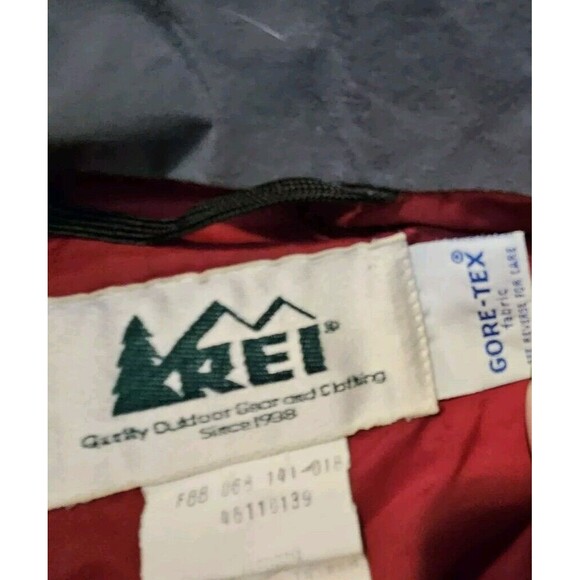 REI Gortex Jacket With Removable Down Liner 2 Coats In One Mens Size M Grey Red - Picture 8 of 16
